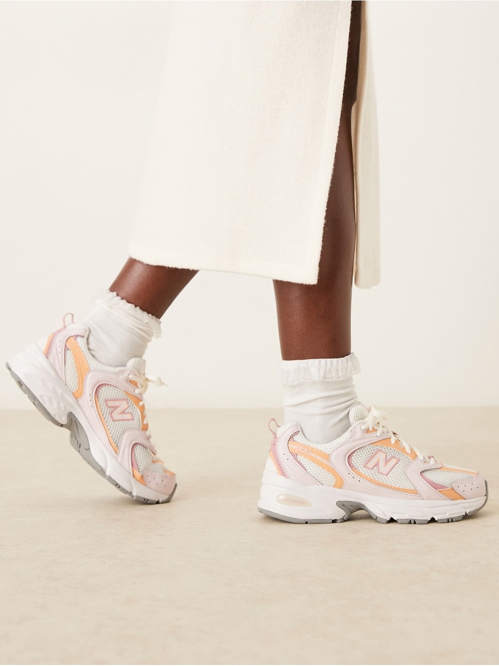 NIB Anthropologie New Balance 530 in Dried Orange/Pink Granite Size 9.5 Women - Picture 4 of 7